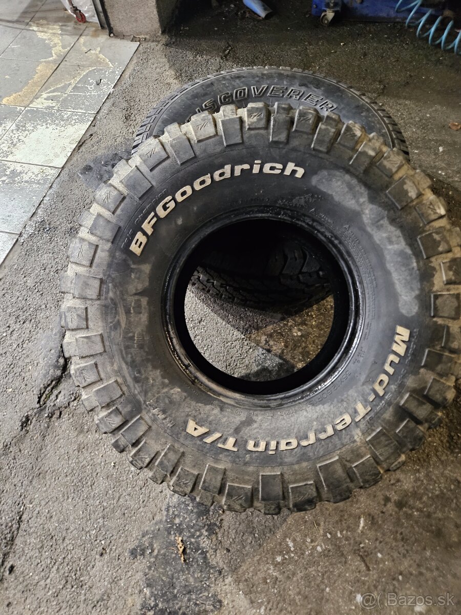2ks pneu 35x12.5 R15 na rezervu. - 6