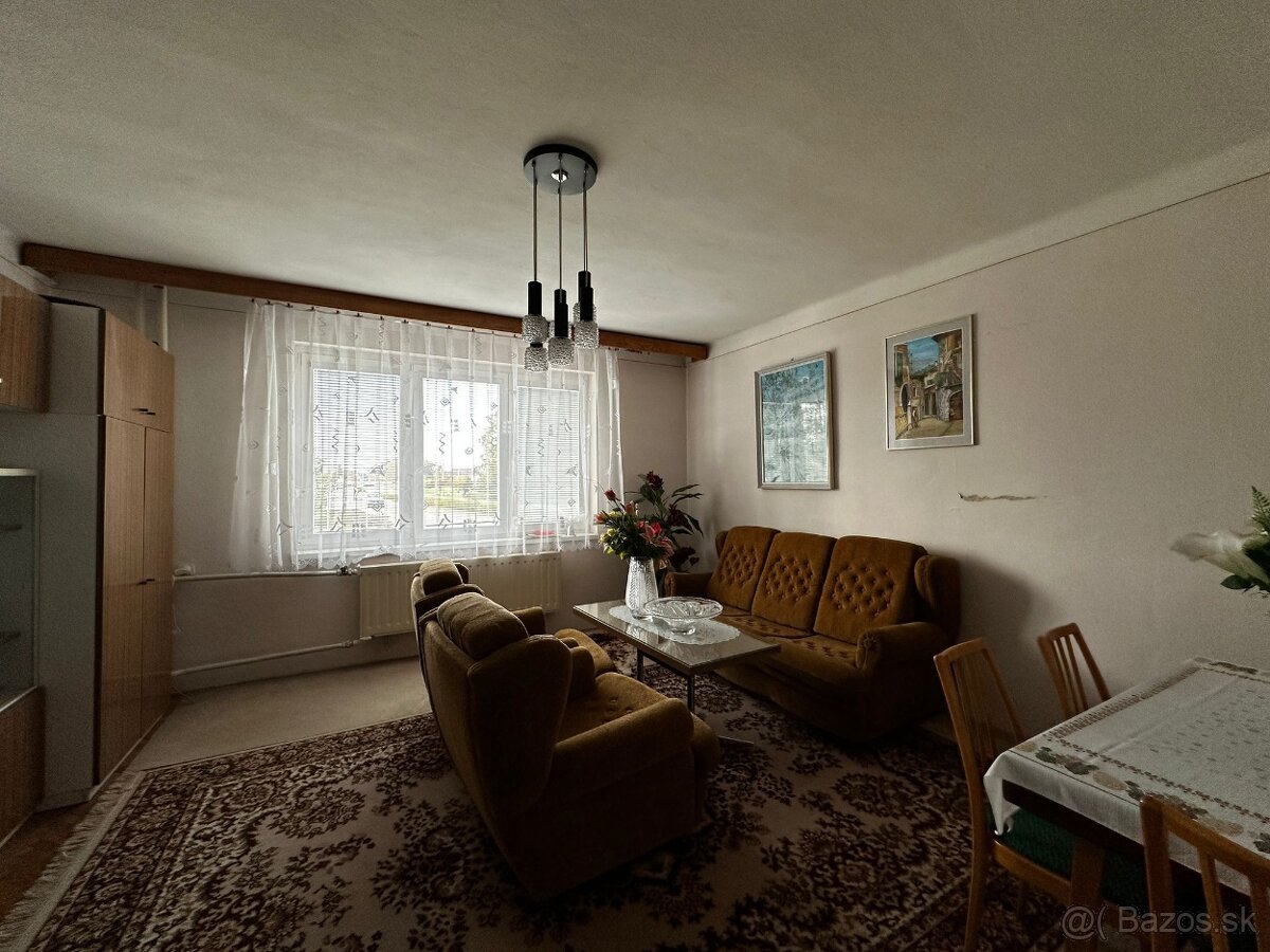 Zľava Pekný, veľký RD Kopčany - 6