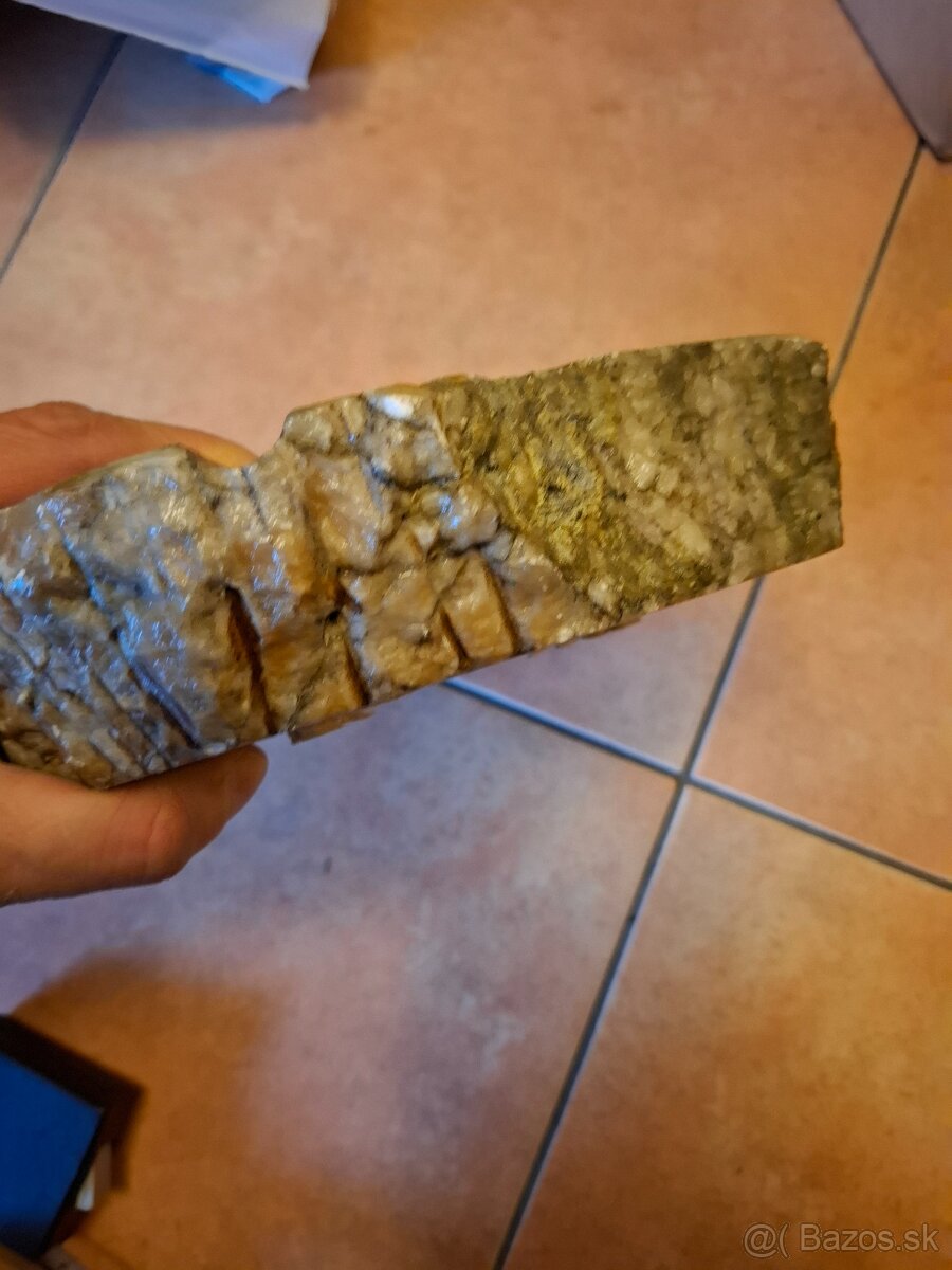 Veľký mramorový popolník - 6