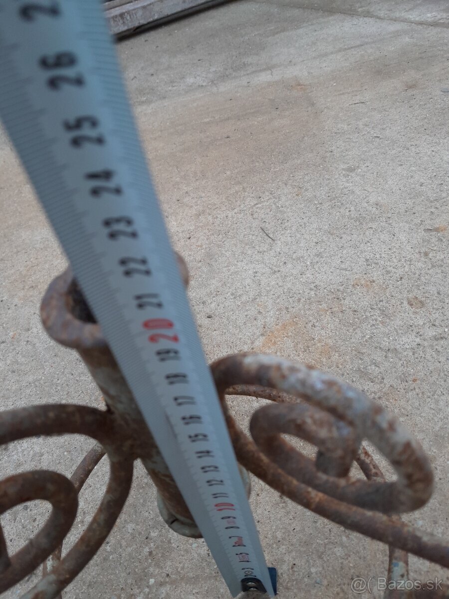 Predám stojan na stromček, alebo kvety - 6