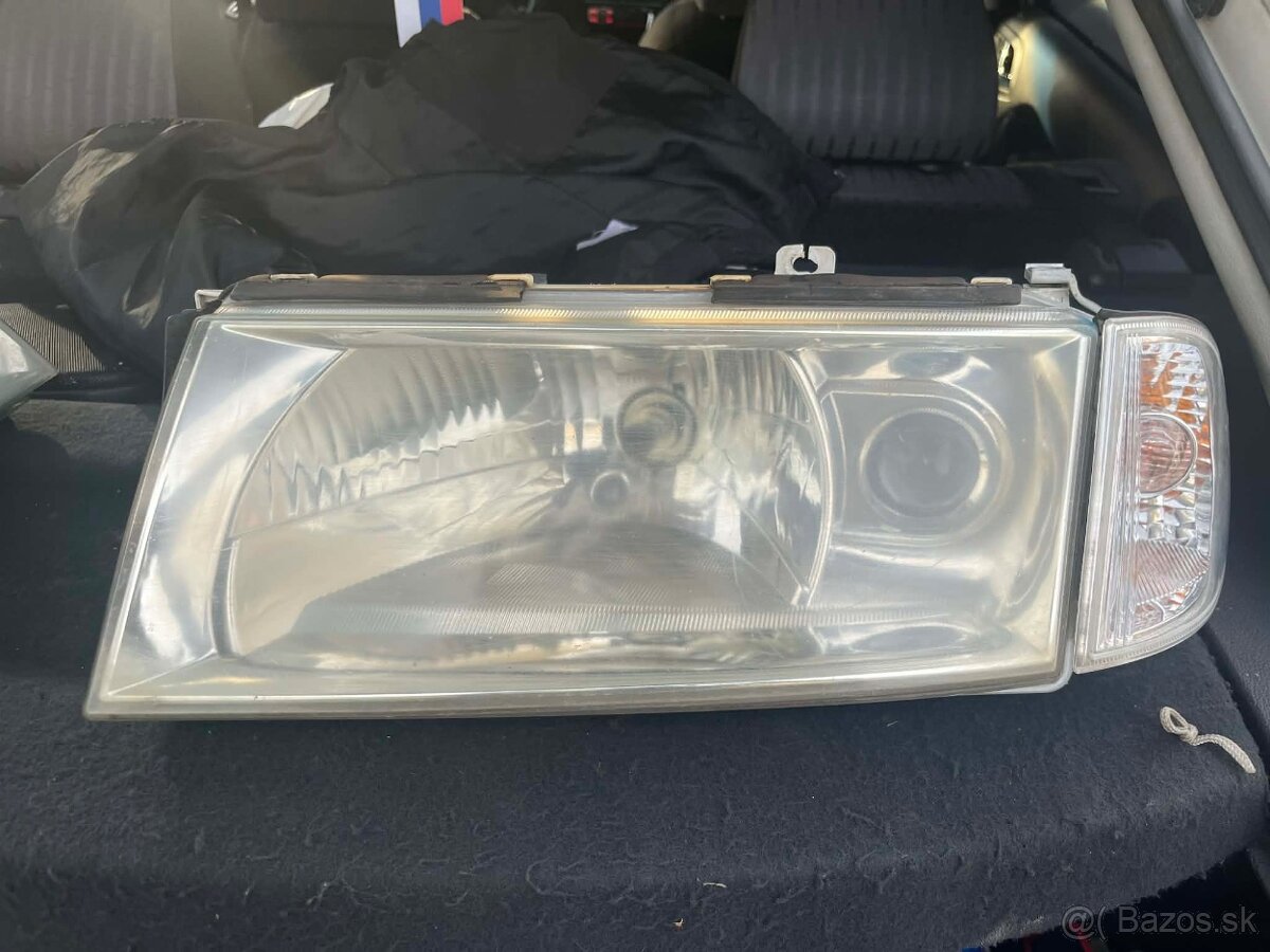 Škoda Octavia 1 facelift predné svetla - 6