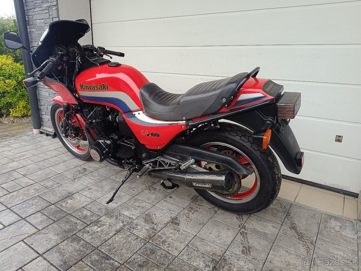 Kawasaki GPZ 1100 Unitrak - 6