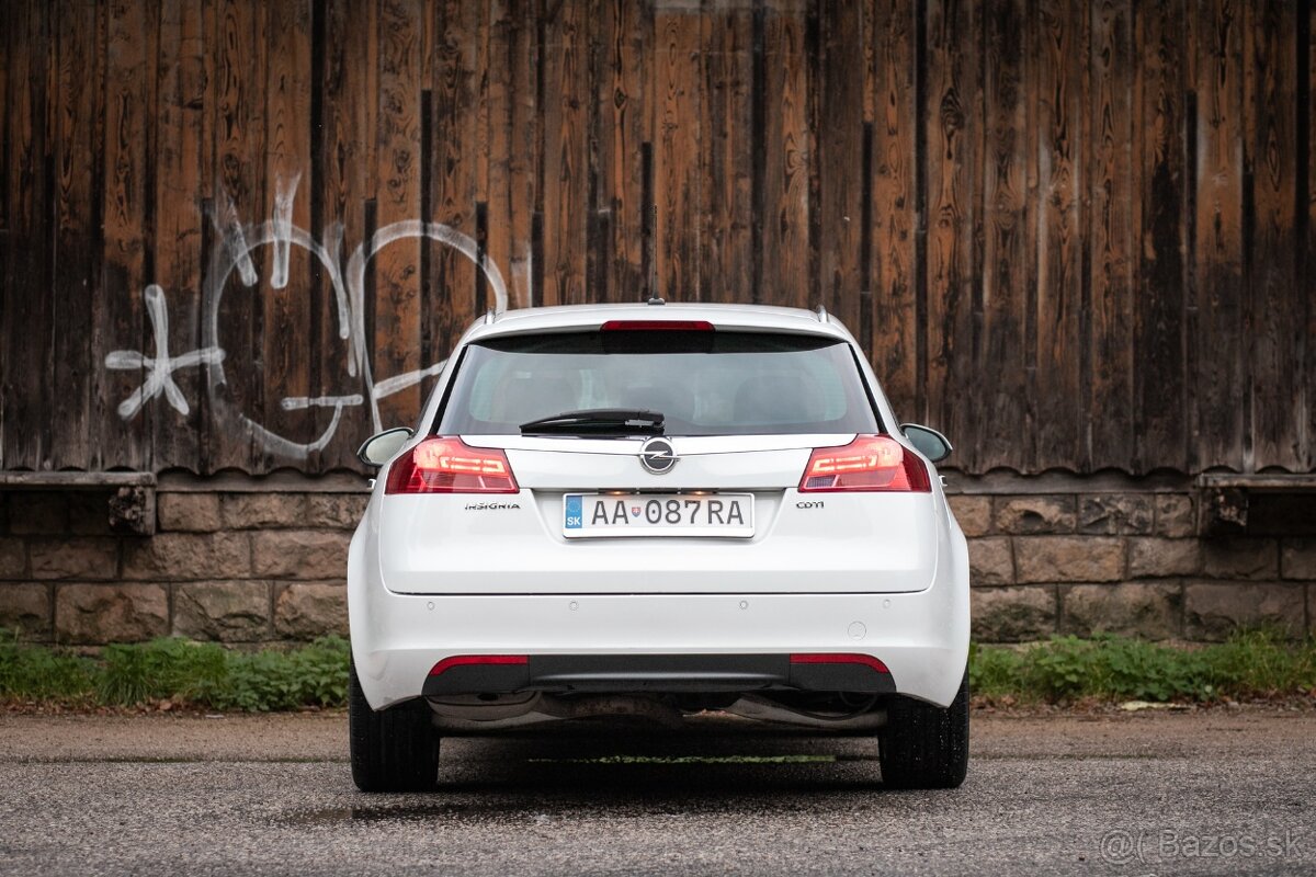 Opel Insignia ST 96kW - 6