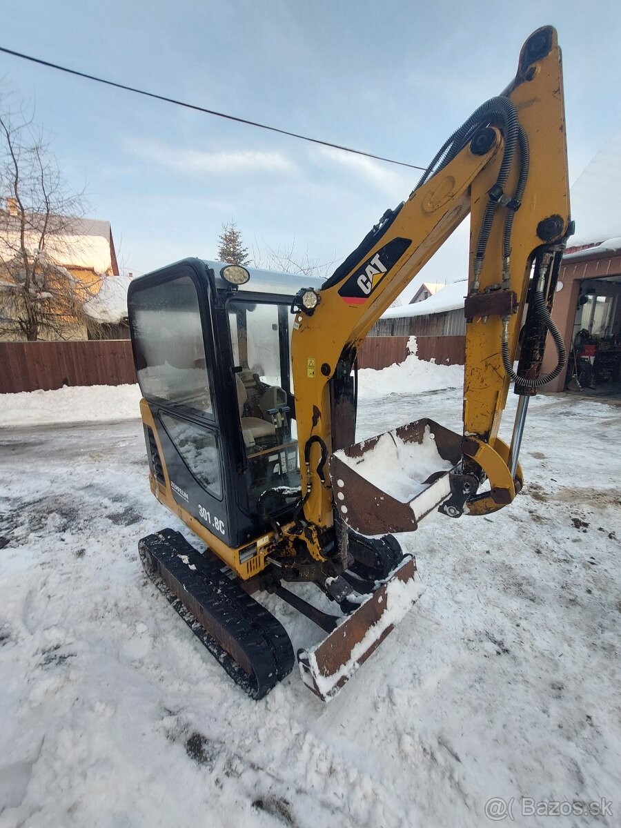 Caterpillar CAT 301.8 - 6