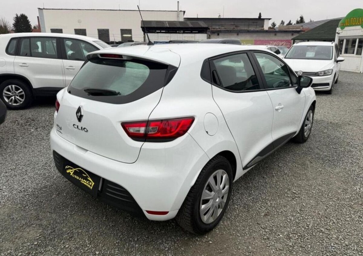 Renault Clio 0.9 TCe Generation benzín manuál 66 kw - 6