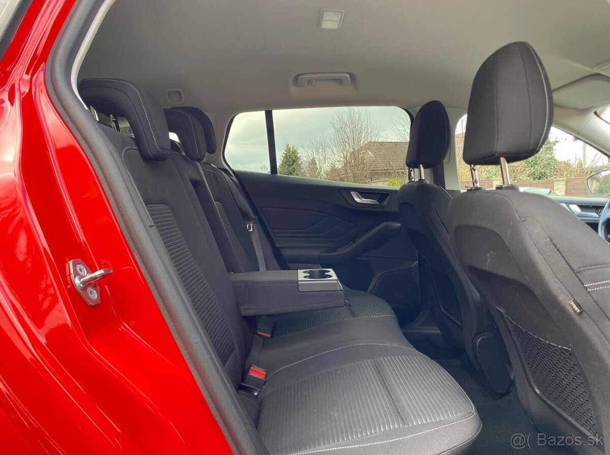 Ford Focus Turnier 1.5 EB Titanium 1. majitel 11/2019 - 6