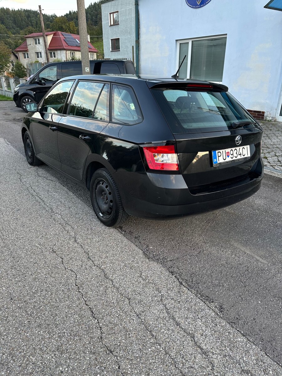 Škoda Fábia - 6