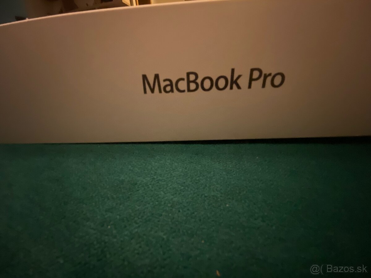 MacBook Pro - 6