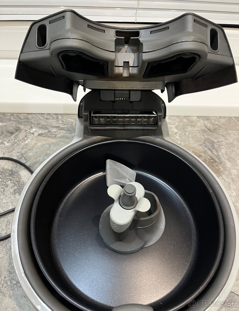 Tefal FZ 700237 ActiFry teplovzdušná fritéza - 6