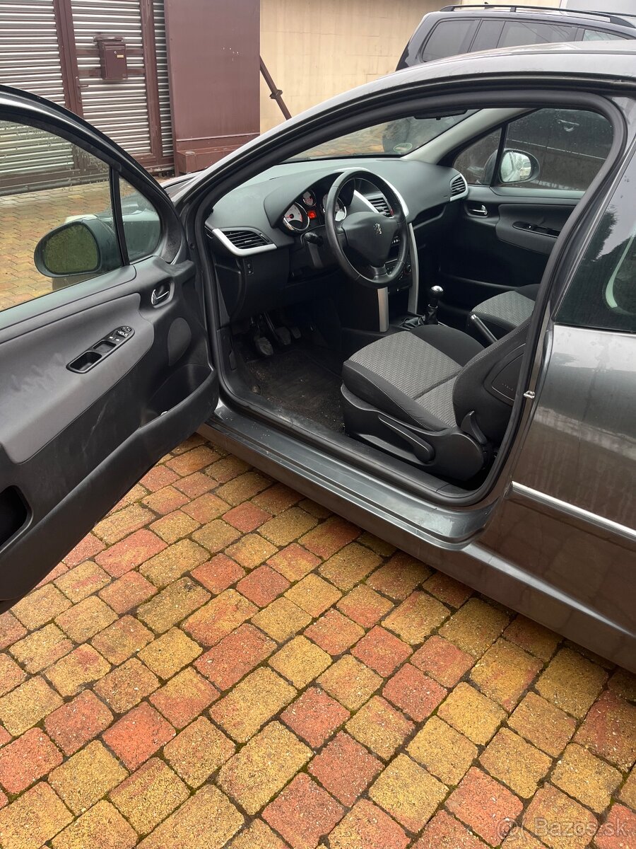 Peugeot 207 1.4benzin - 6