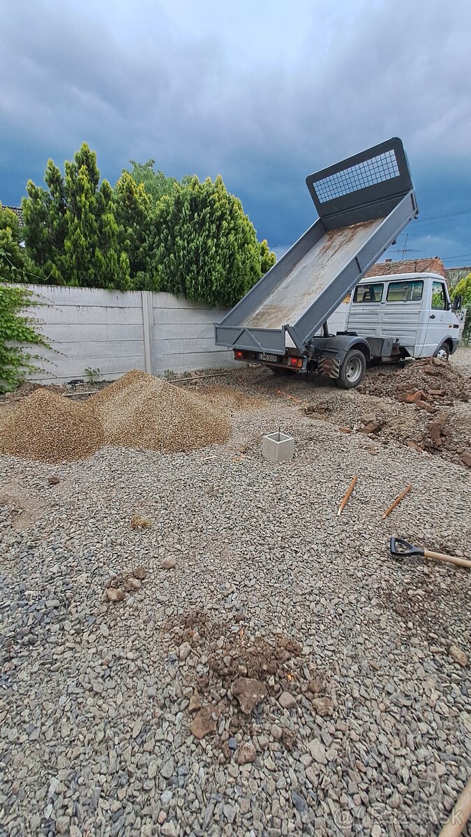 Autodoprava nákladnými autami/Zemné práce bager traktorbage - 6