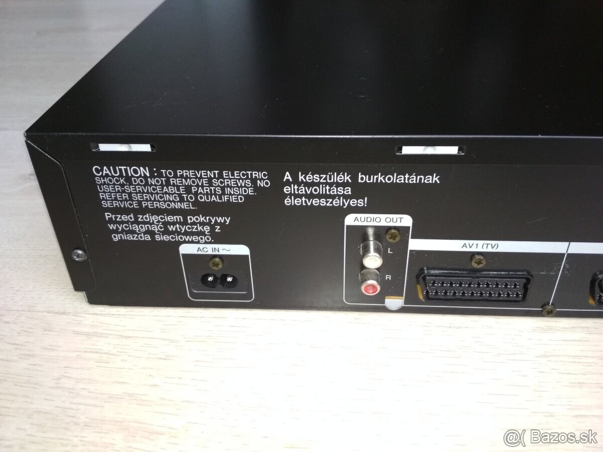 Videorekordér Panasonic NV-HV61, HIFI STEREO - 6