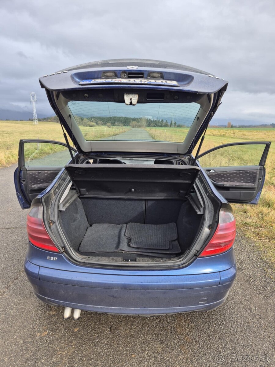 MERCEDES - BENZ C220CDI COUPE R.V.2003 - 6