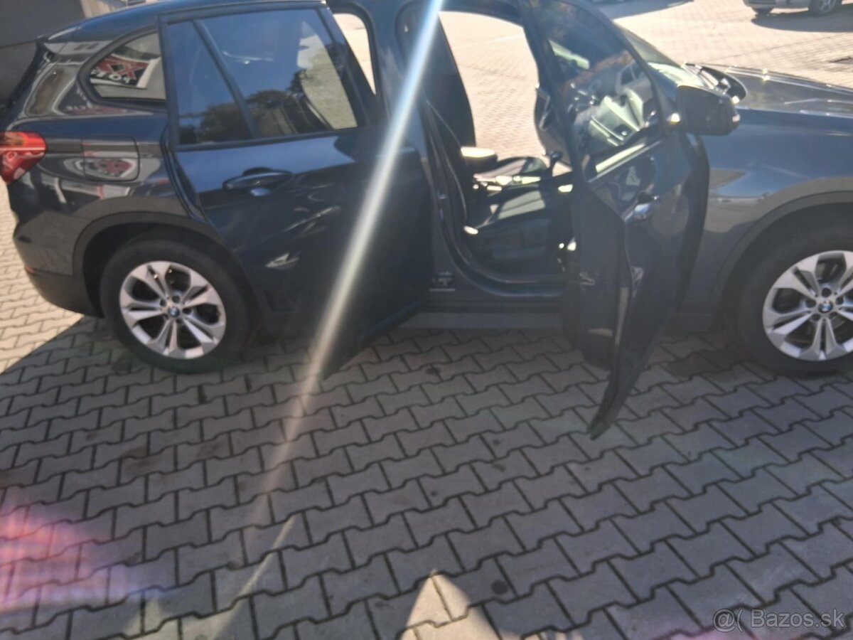 BMW X1 sDrive 18d - 6