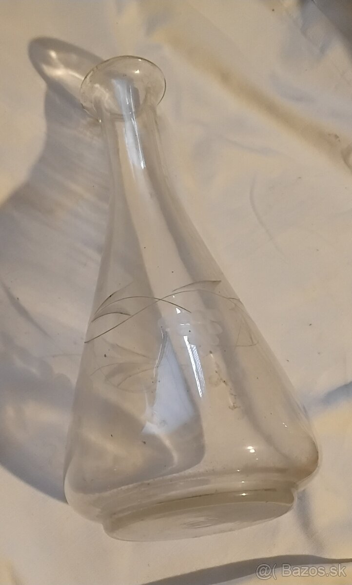 Sklenene stare karafy - 6
