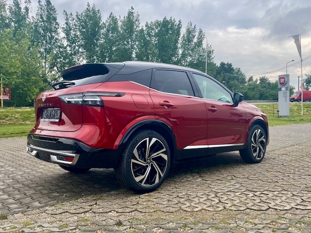 Nový Nissan Qashqai 1.3 DIG-T MHEV X-Tronic TeknaPlus - 6