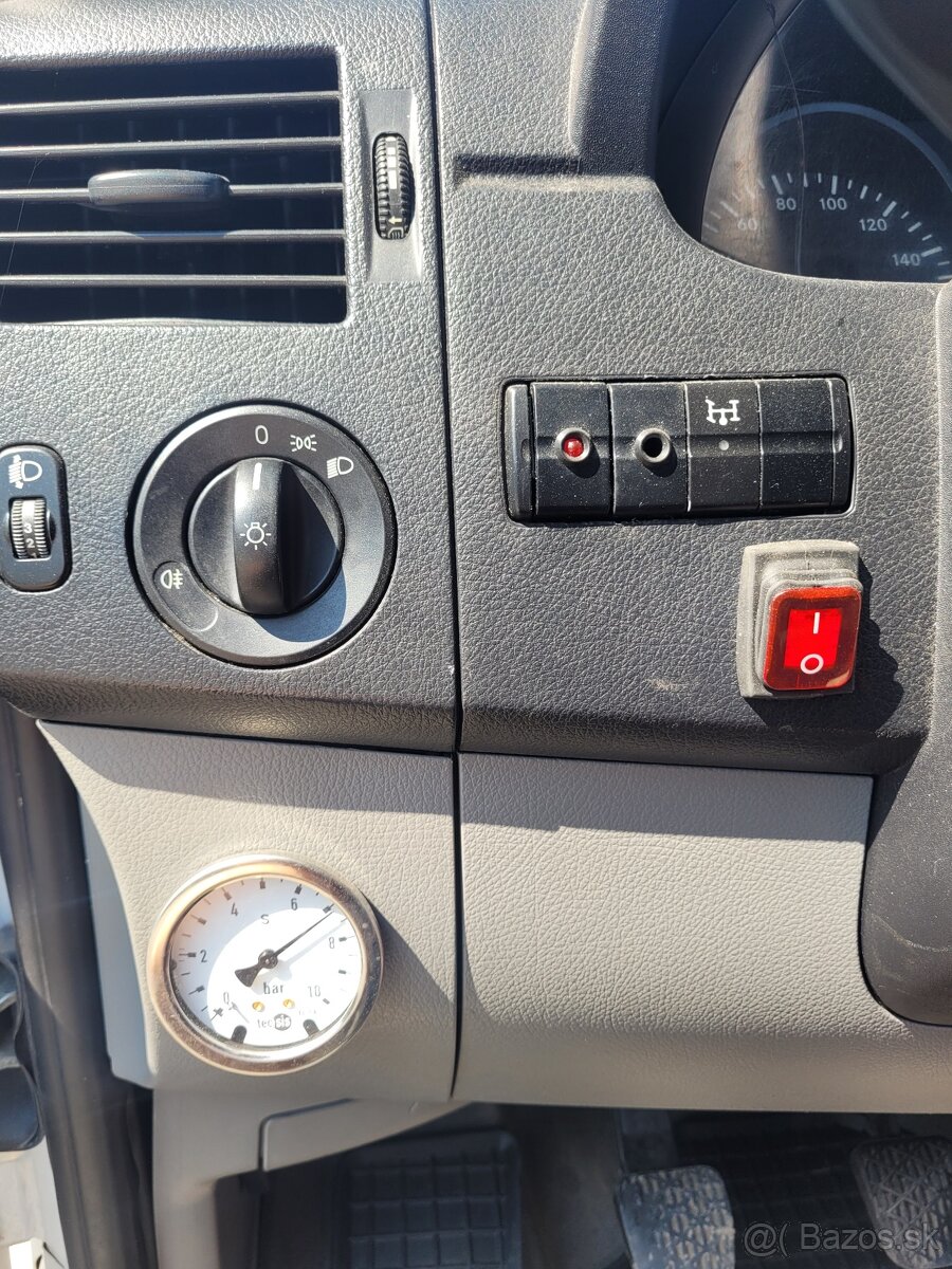 Mercedes Sprinter 3.0 V6 miniťahač + náves - 6