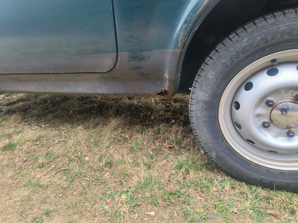 Lada Niva - 6