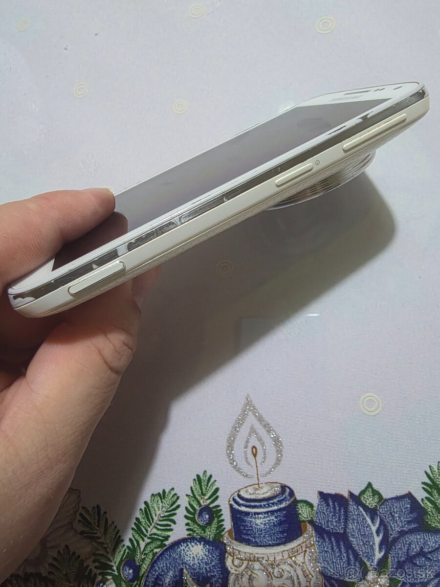 Samsung Galaxy K Zoom - 6