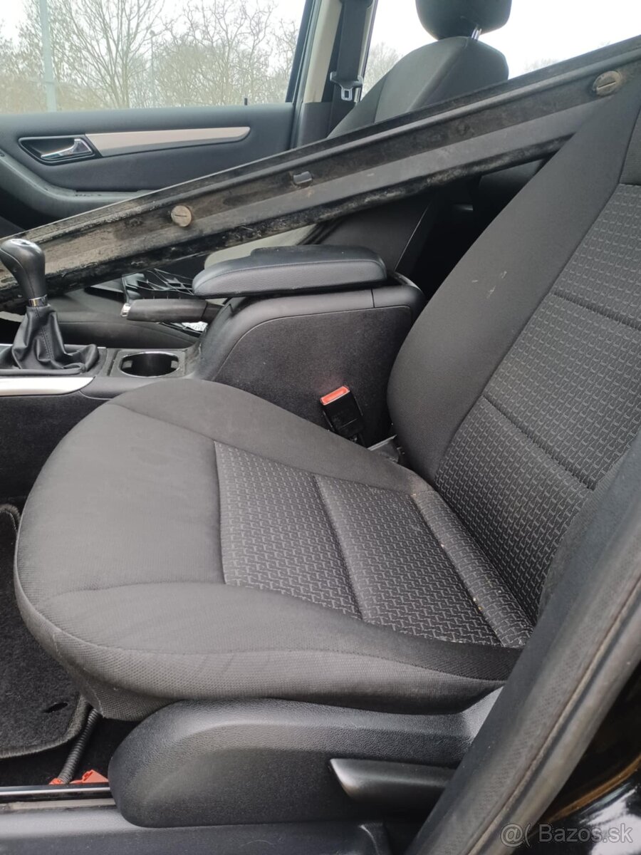 Rozpredám Mercedes B160 B170 266.920 - 6