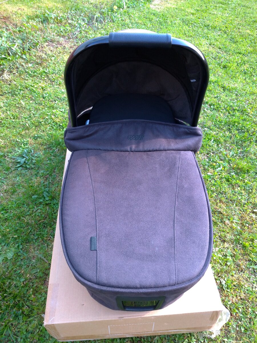 MAMAS & PAPAS Kočík športový Ocarro Raven + vanička - 6