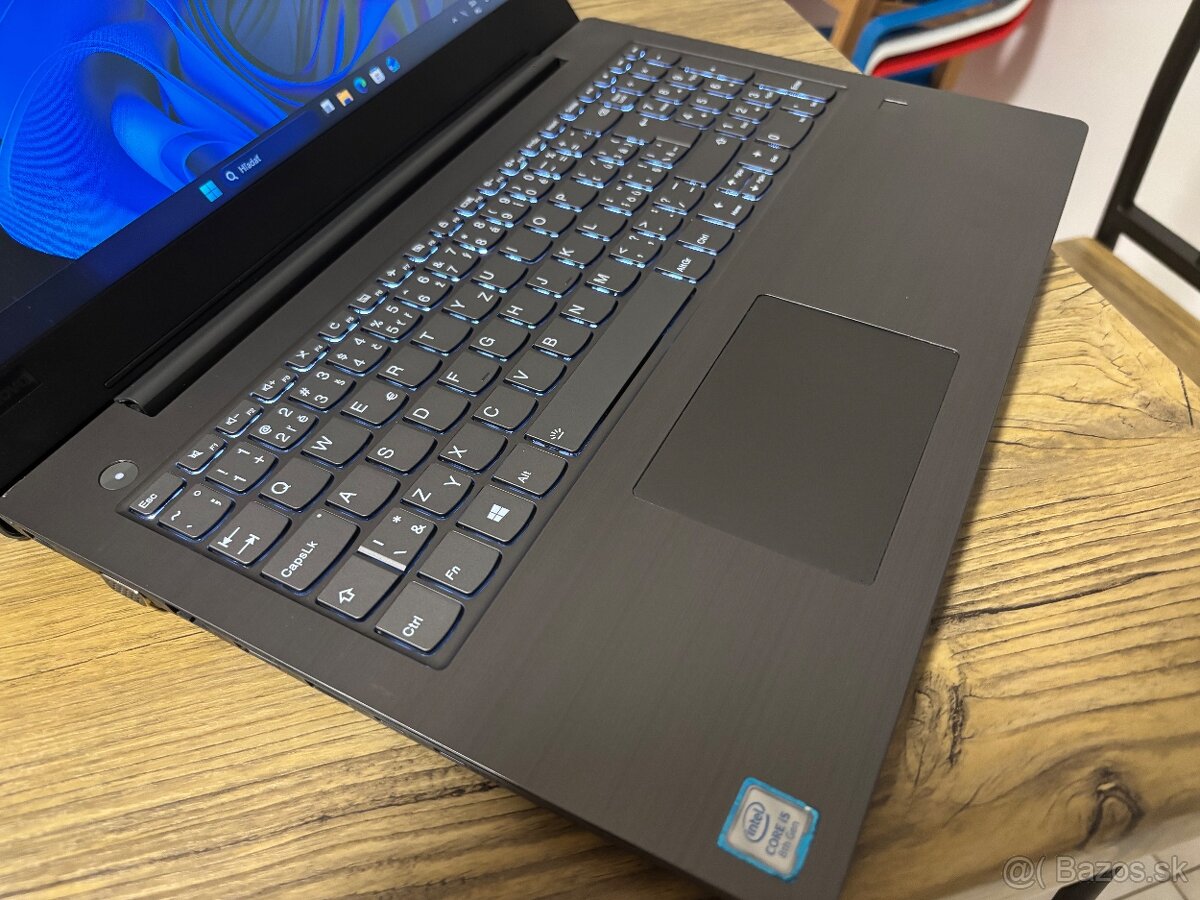 15.6"/Lenovo Notebook/i5-8250/4GB RAM/256GB SSD/Intel HD 2G - 6