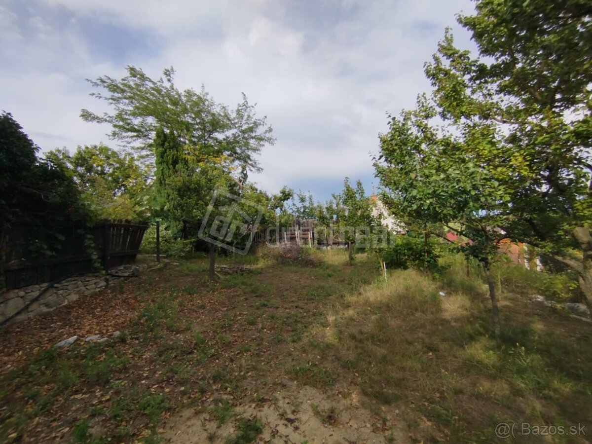 ZNÍŽENÁ CENA Predáme záhradku za mestom Holíč - 6