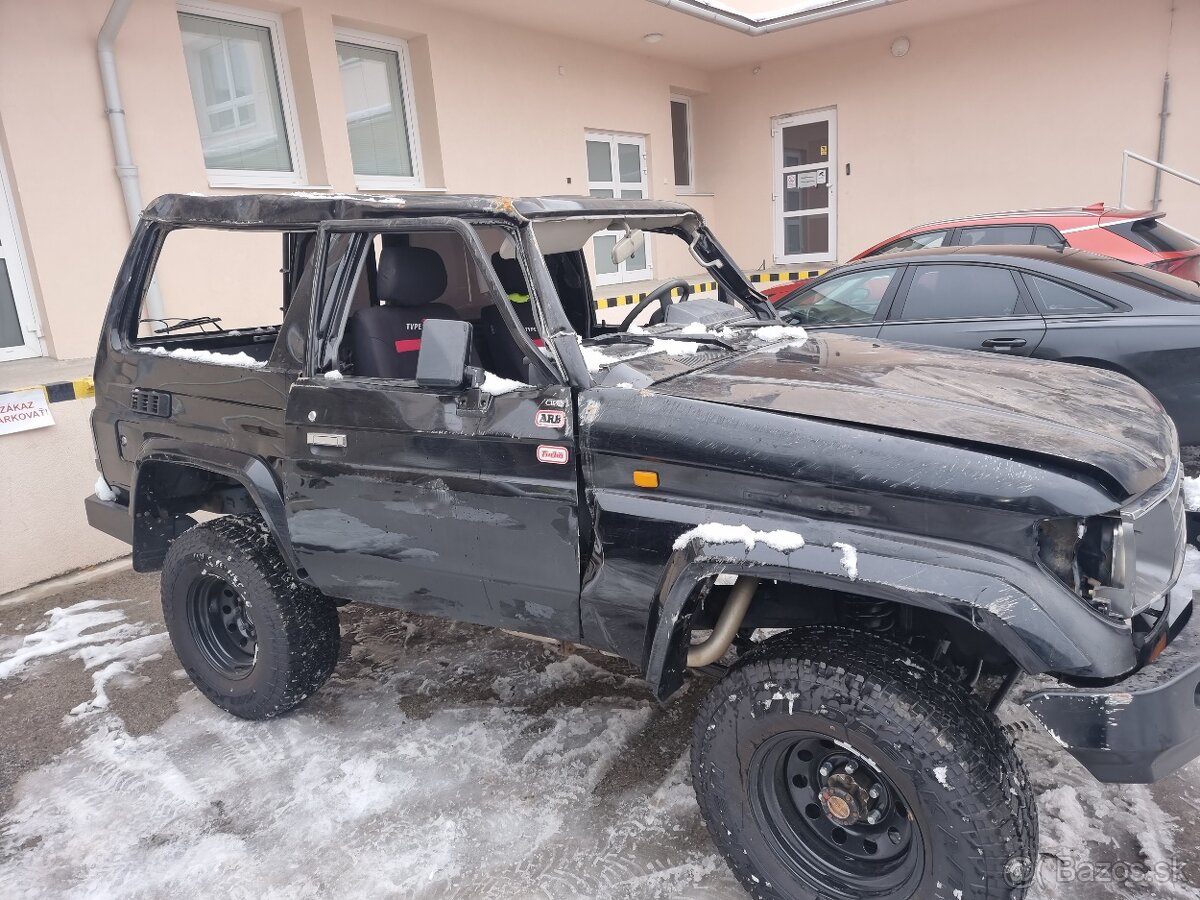 Toyota Land Cruiser 70/73/75/77/78 - 6