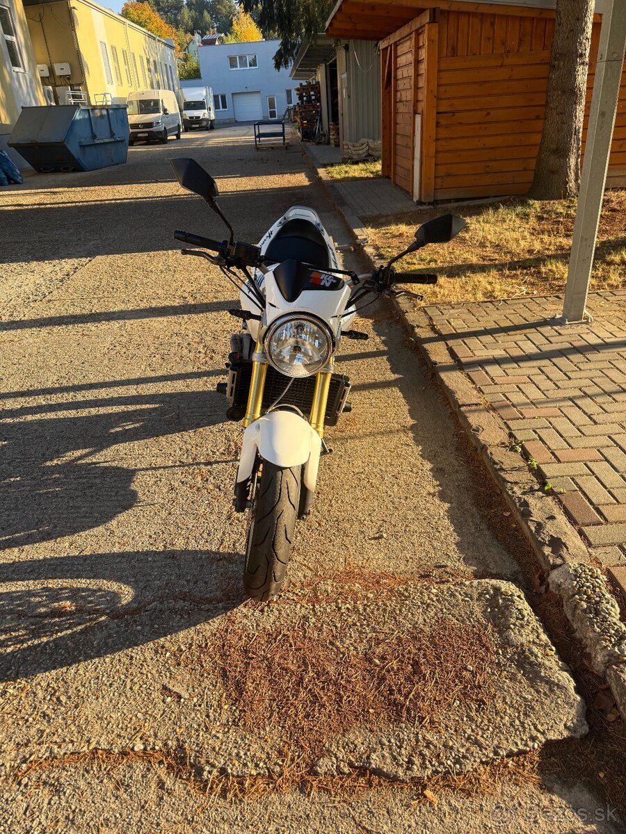 Honda hornet 600 - 6