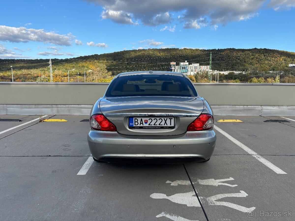 Jaguar X-TYPE 2.2d 114Kw; BA222XT; r.v. 11/2009; M6 - 6