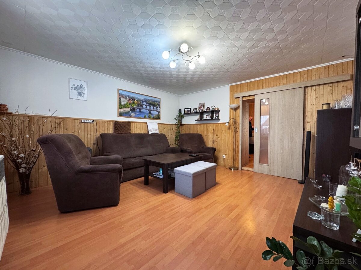 Rodinný dom s veľkým pozemkom 1917 m² v tichej časti Holíča - 6