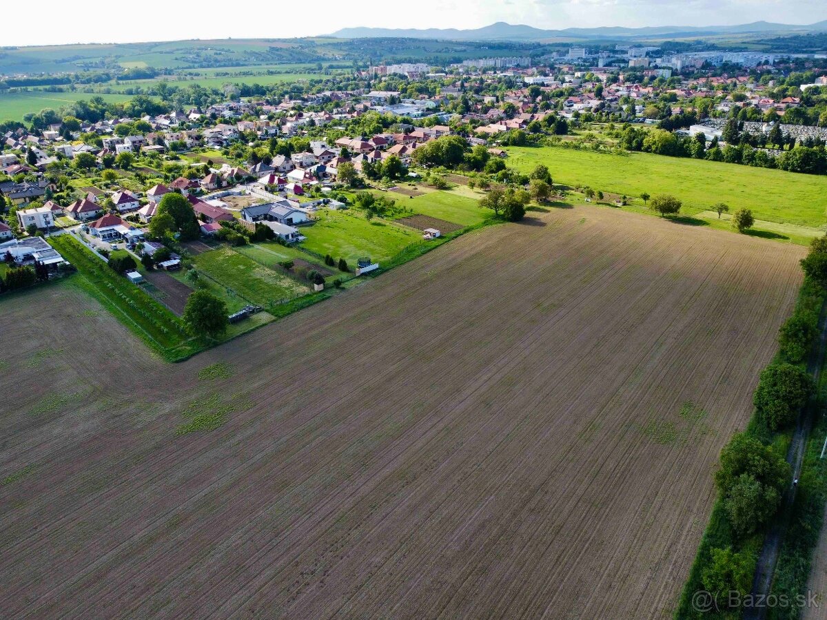 Vráble - 1421 m2 STAVEBNÝ pozemok - 6