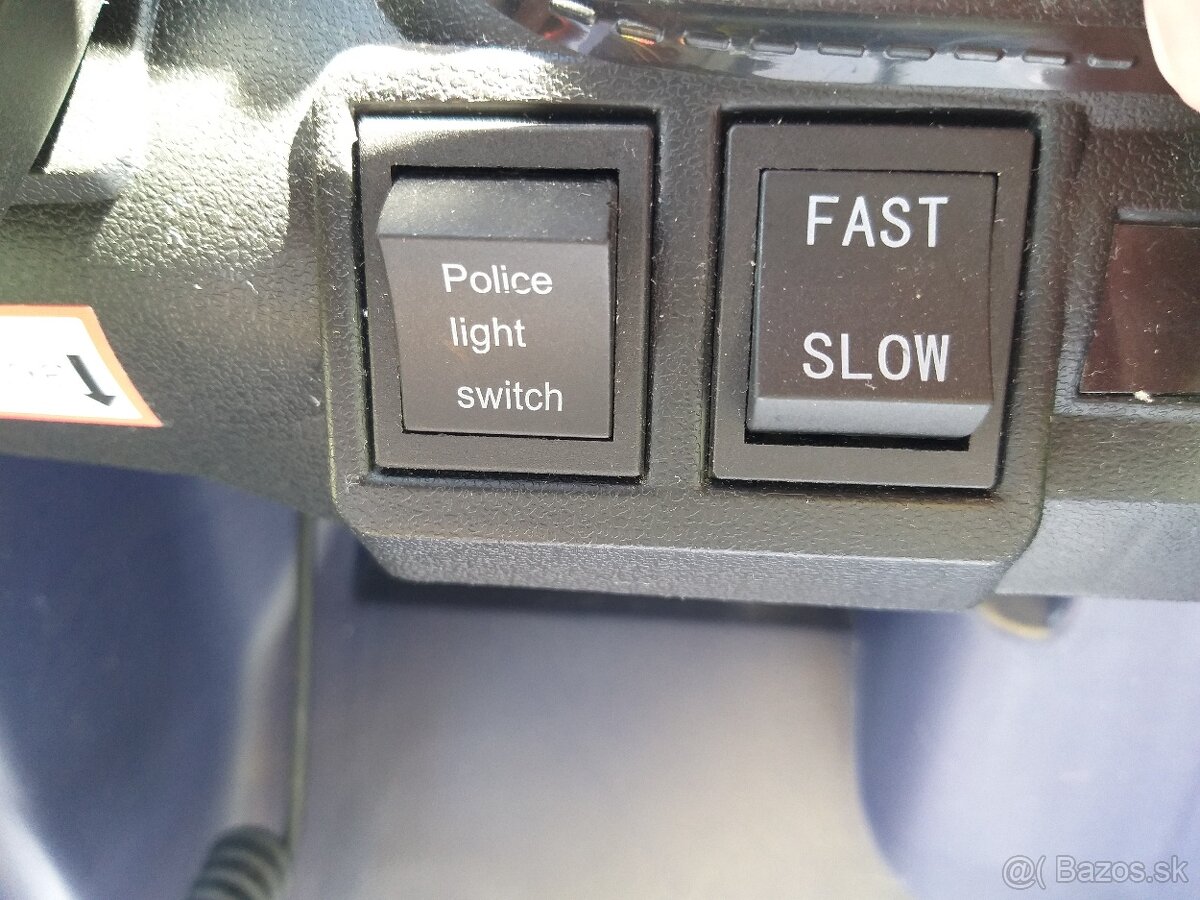 Elektrické policajné autíčko - 6