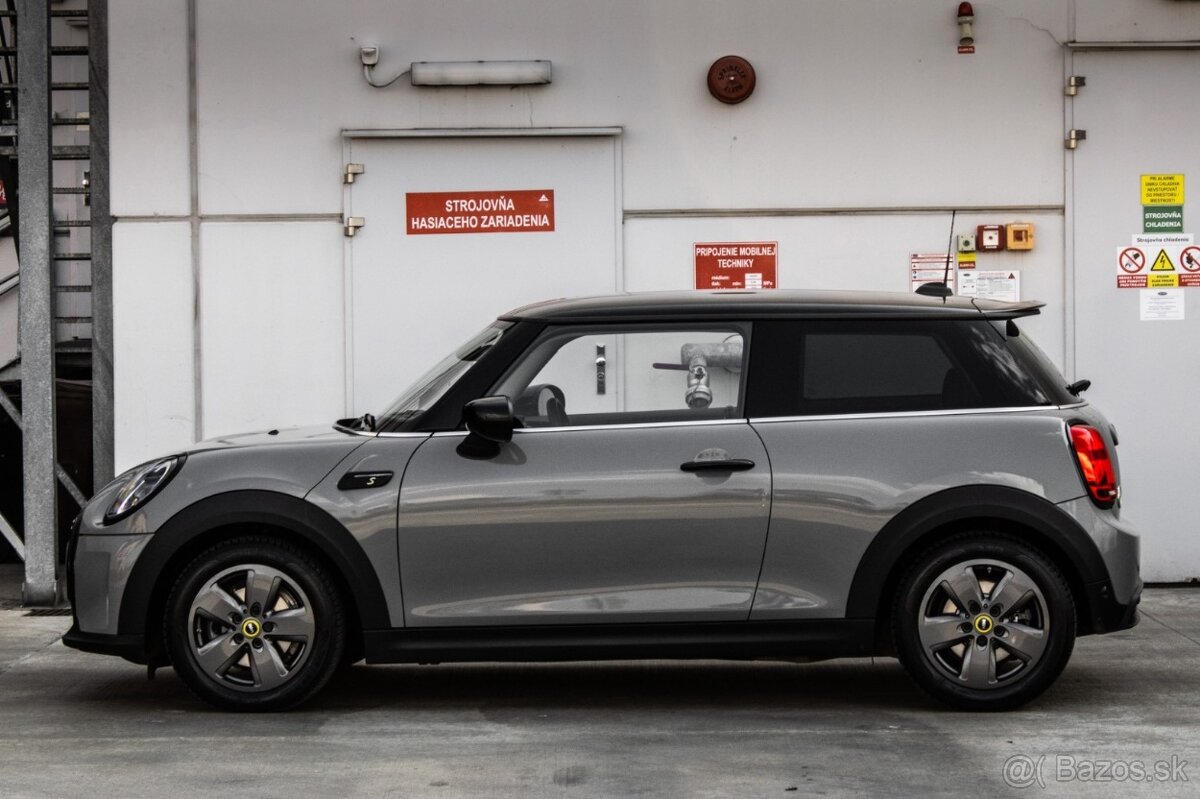 Mini Cooper S SE 135kW AT Elektro 2022 - odp. DPH - 6