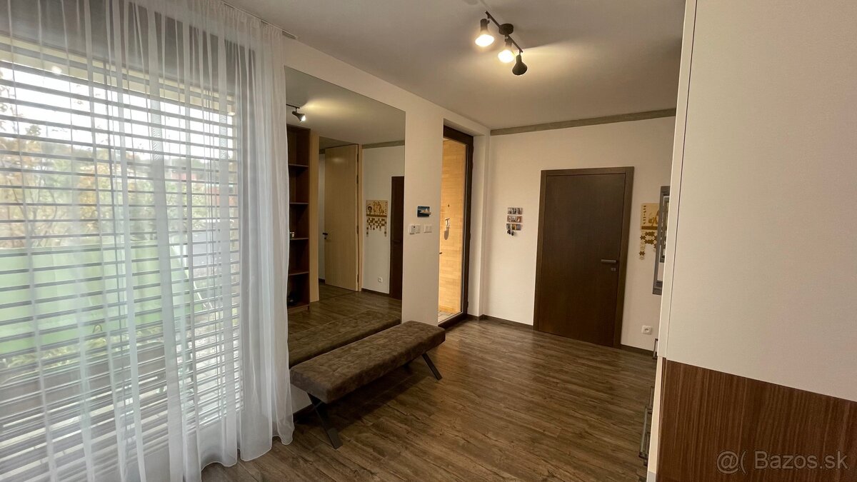 Rodinný dom Malá Ida (nová časť Pánsky les) - 6