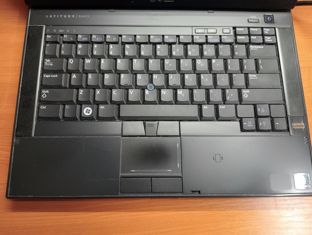 predám na diely notebooky DELL - 6