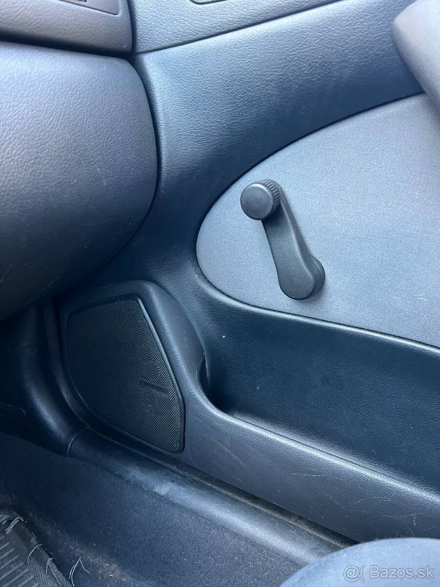 Skoda Octavia 2002 1.6 Benzin - 6