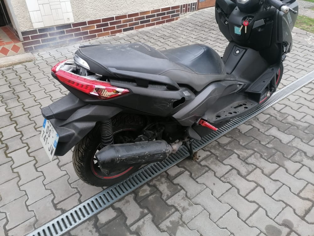 Yamaha x-max 125cm rok 2014-2018 - 6