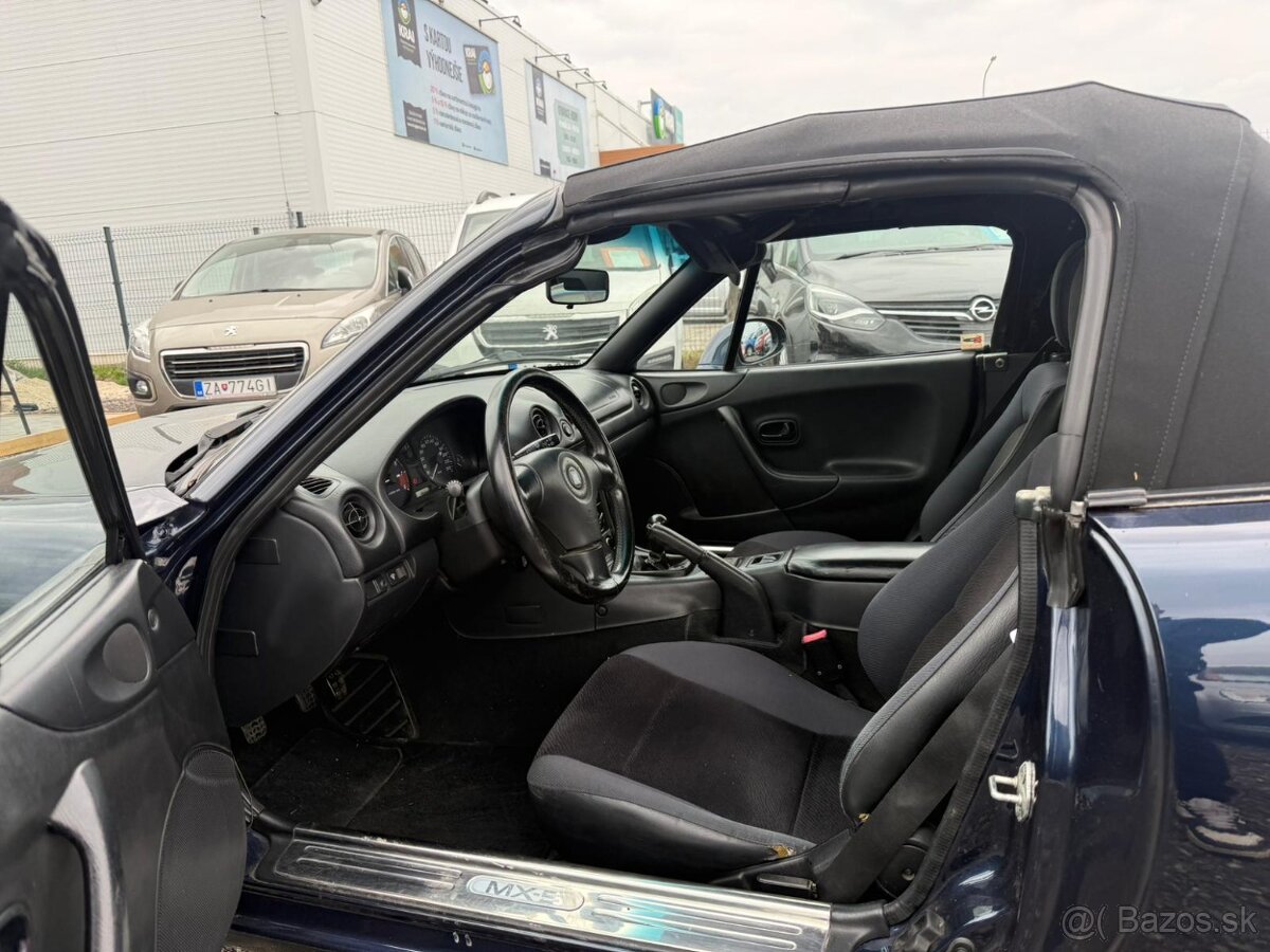 Mazda MX-5 1.6i 16V CABRIO - 6