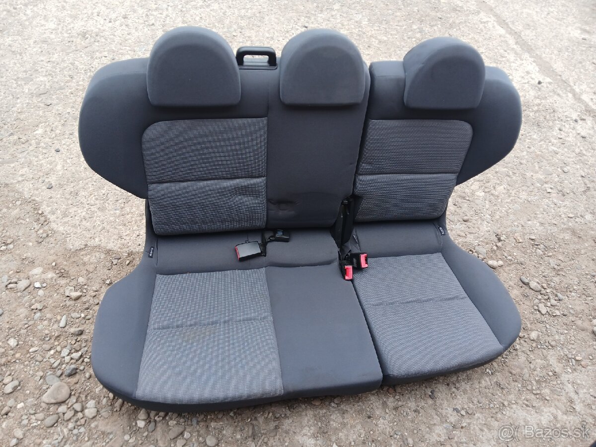 Mitsubishi Colt CZ3 5.dvere - sedačky - 6