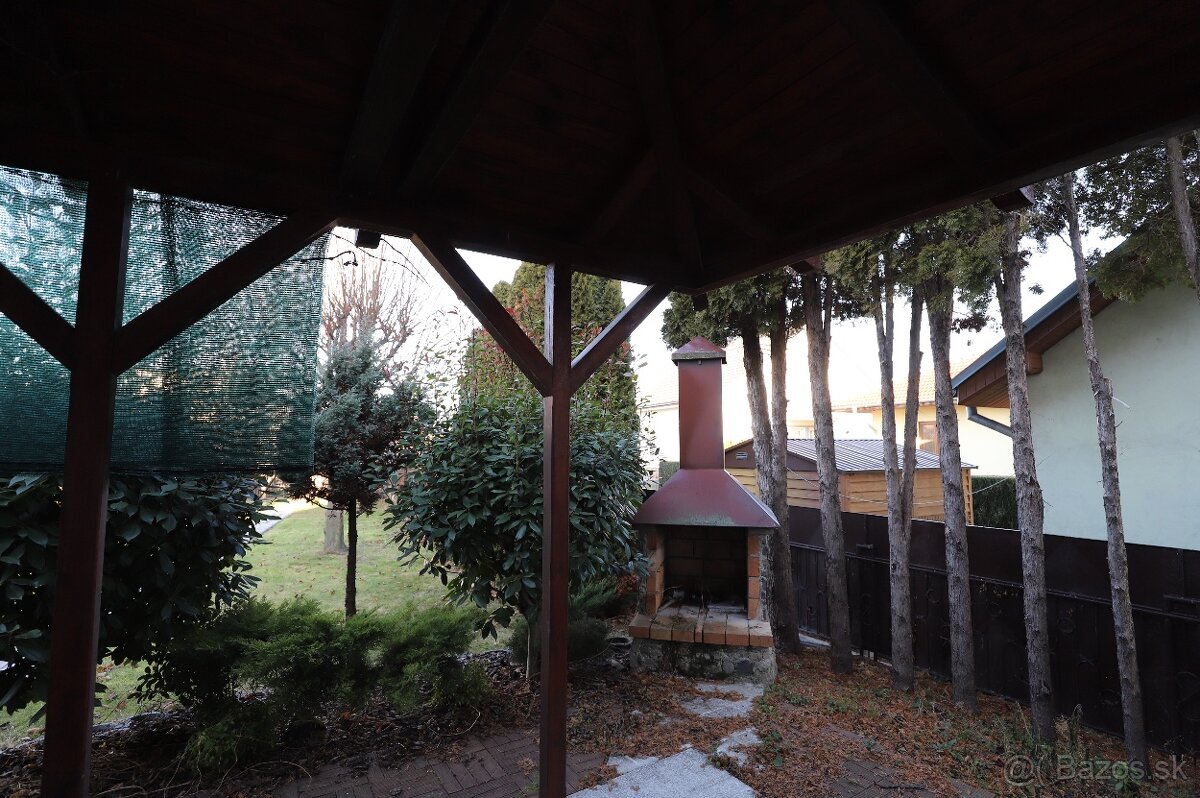 Kompletne zrekonštruovaný 5 izbový rodinný dom,pozemok 659m2 - 6