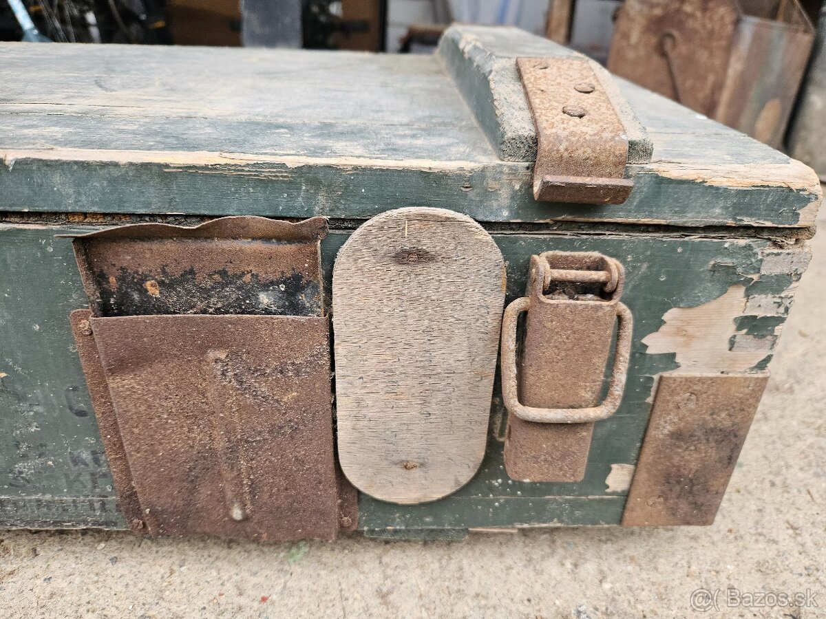 Vojenska drevena krabica bedňa 1. - 6