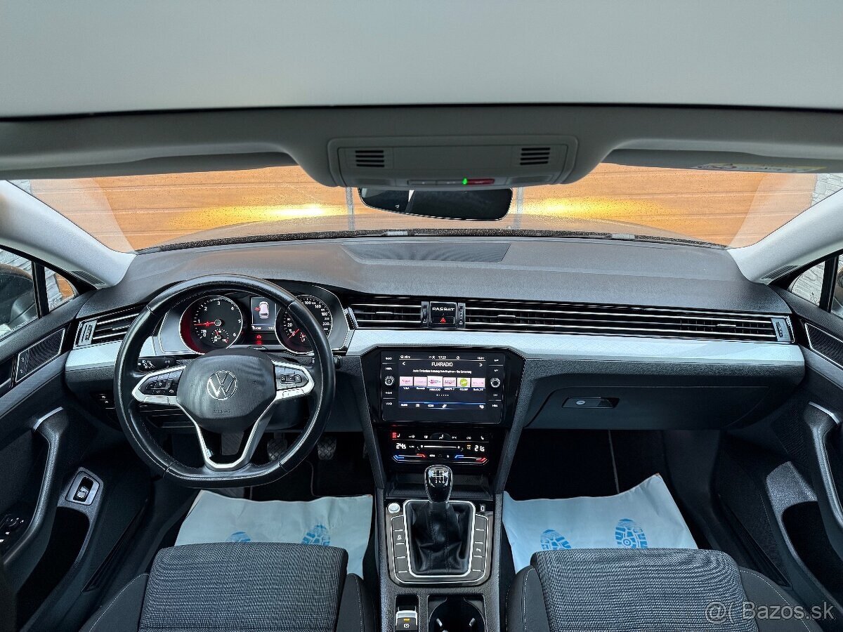 Volkswagen Passat Variant 2.0 TDI EVO Business - 6