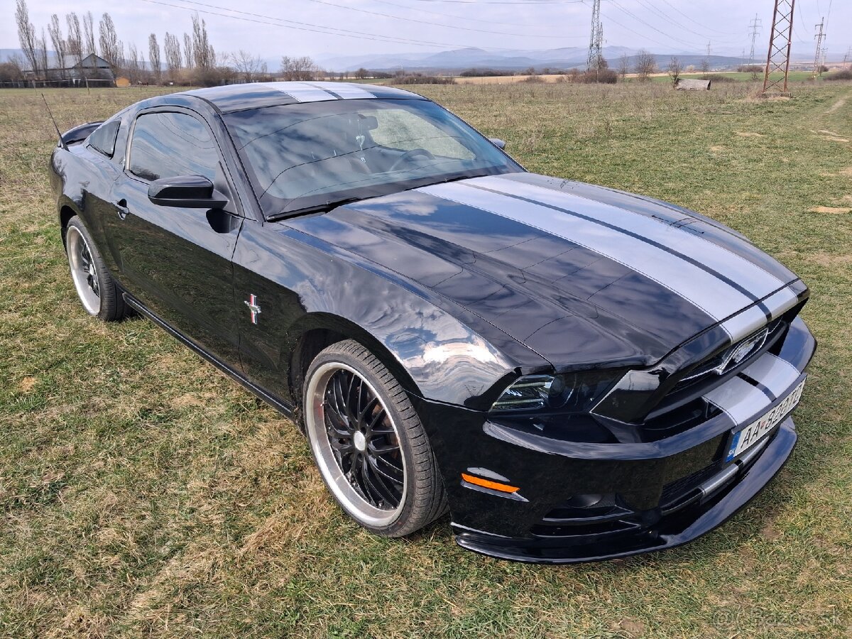 Ford mustang - 6