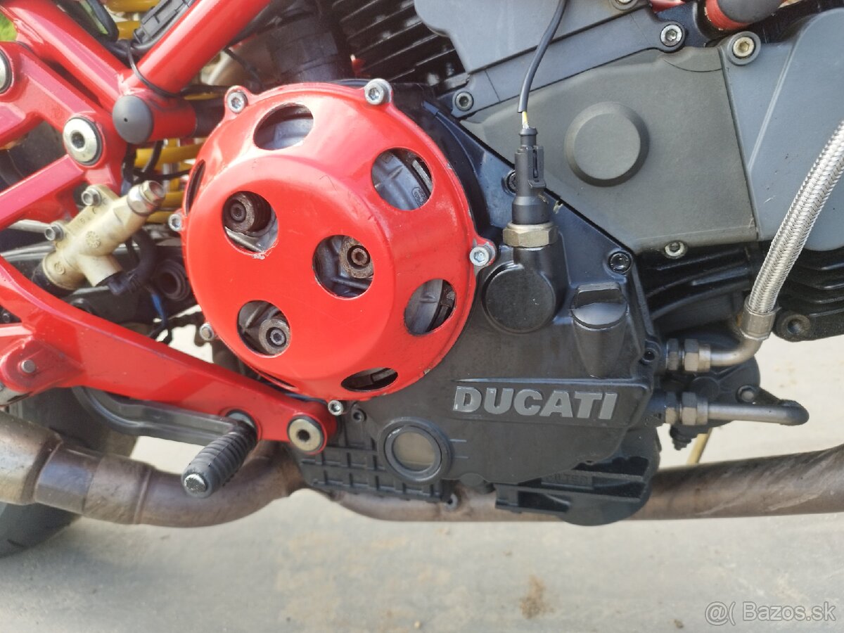 Ducati Monster 900 - 6