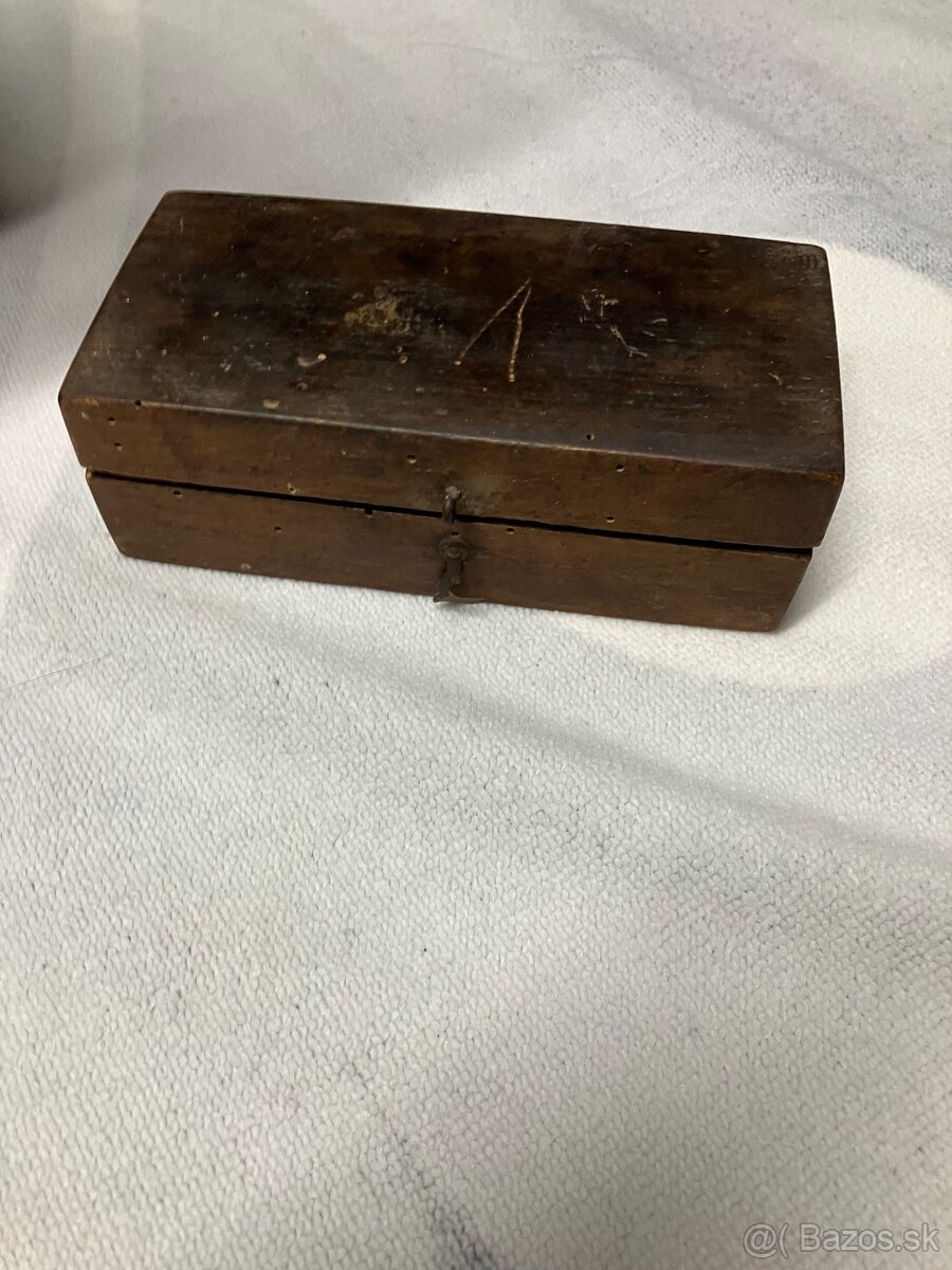 Starý liatinová obchodná váha + sada mosadzných závaží - 6