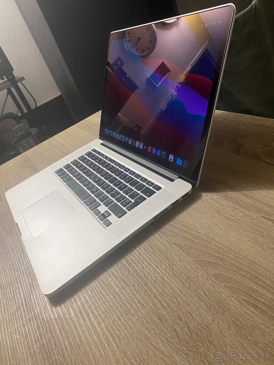 MacBook Pro 15inch 2014 / 16/256GB Silver TOP stav - 6
