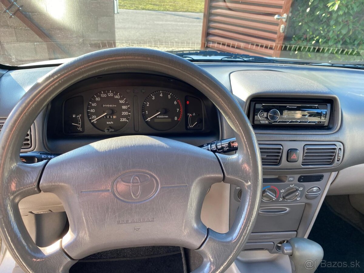 Toyota Corolla, Automat, 1.4 benzín - 6