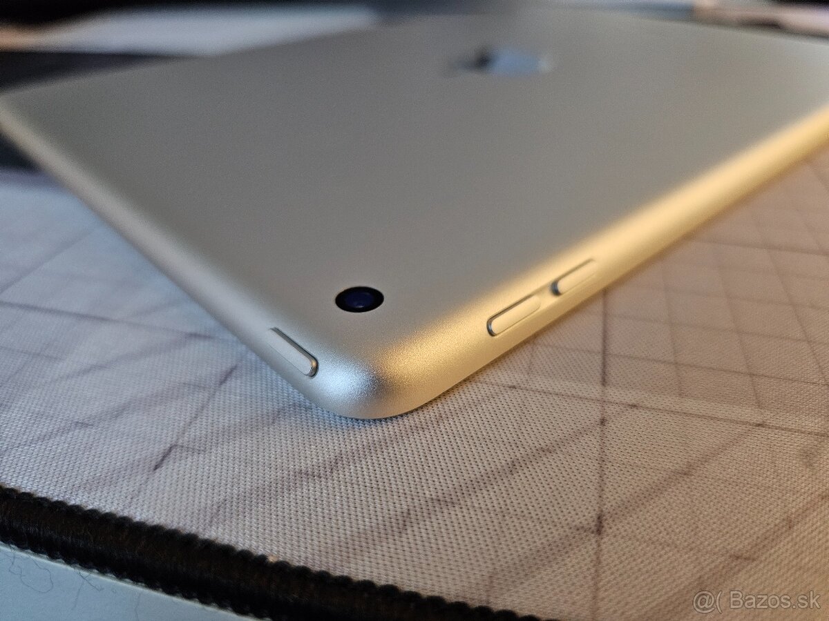 iPad 9th gen. (2021) - 6