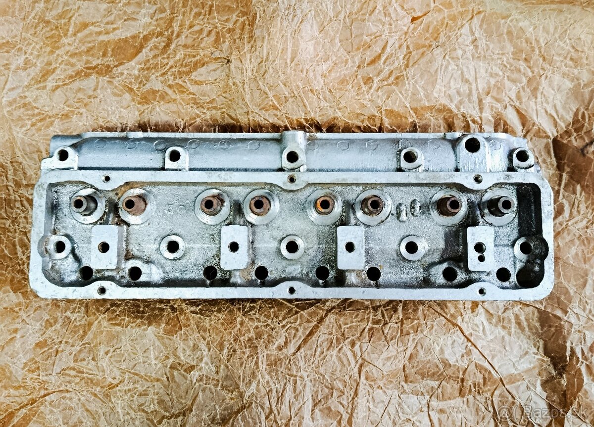 Uaz, Volha 21 - hlava válců - UMZ - 6